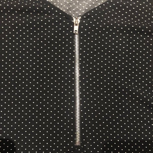 Green Envelope Blouse - Picture 2 of 4